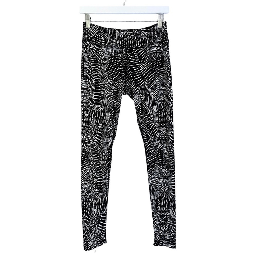 Beyond Yoga Women’s‎ Black and White Swirl Dots Pattern Size Medium